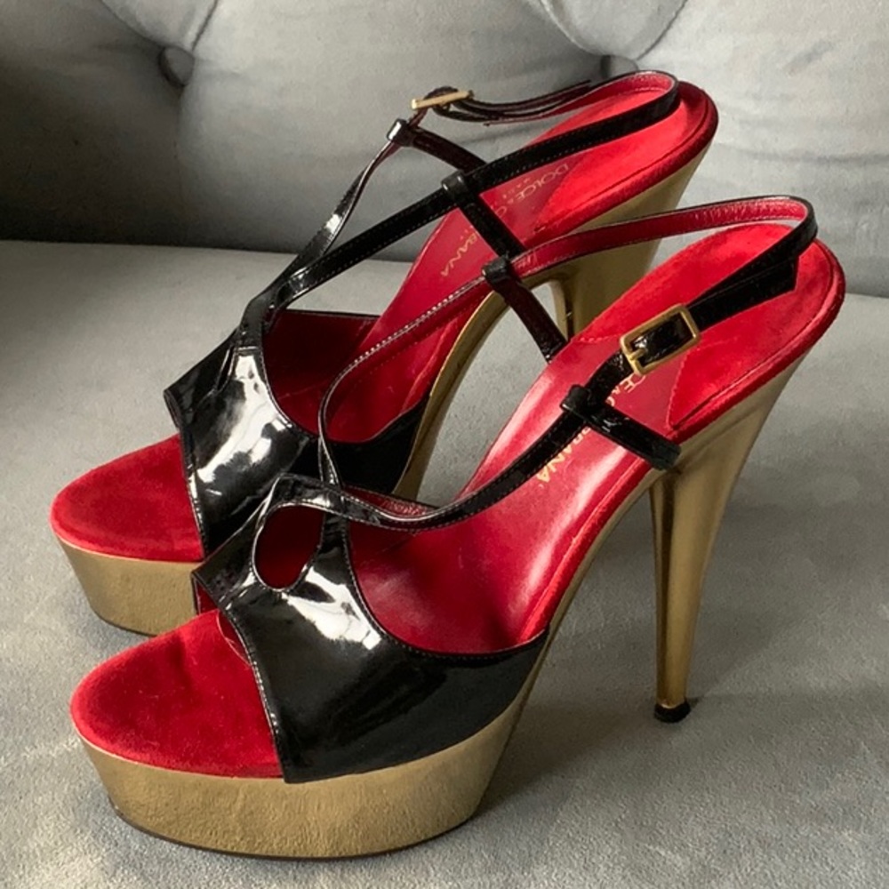 DOLCE & GABBANA $460 Platform High Heels Patent